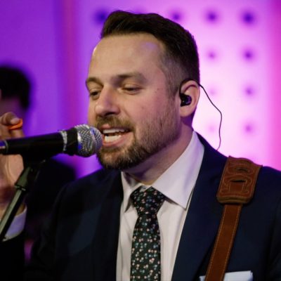 Paul Filek Vancouver Singer/Guitarist