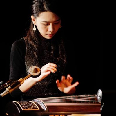 Dailin Hsieh Traditional Chinese Harp - GuZheng