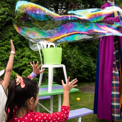 Vancouver Giant Bubble Performer