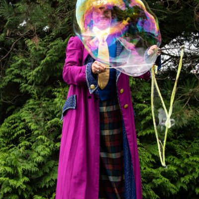 Vancouver Giant Bubble Performer