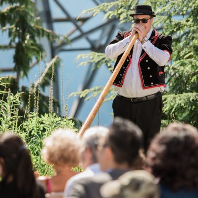 Vancouver Swiss Alphorn in uniform