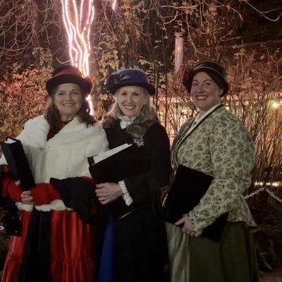 Vancouver Noel Christmas Caroling Trio