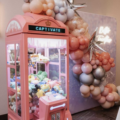 Vancouver Claw Machine