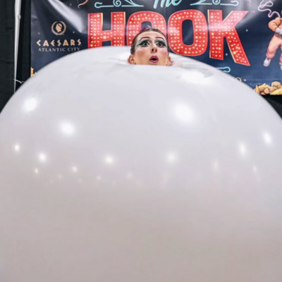 Angela McIlroy-Wagar, Circus Performer in Vancouver