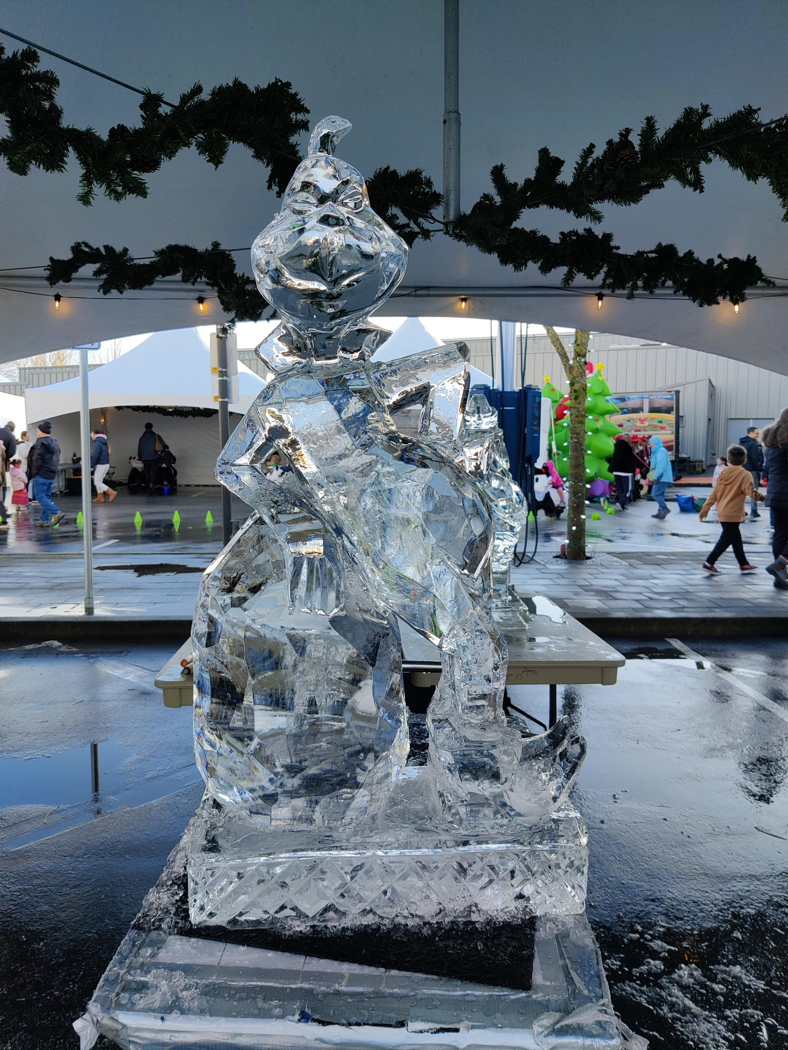 Vancouver Live Ice Sculpture Carving