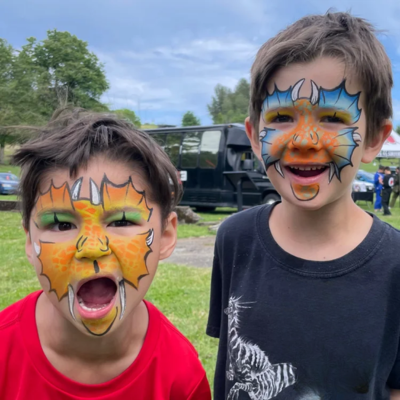 Vancouver's Mackenzie Travis - face painter