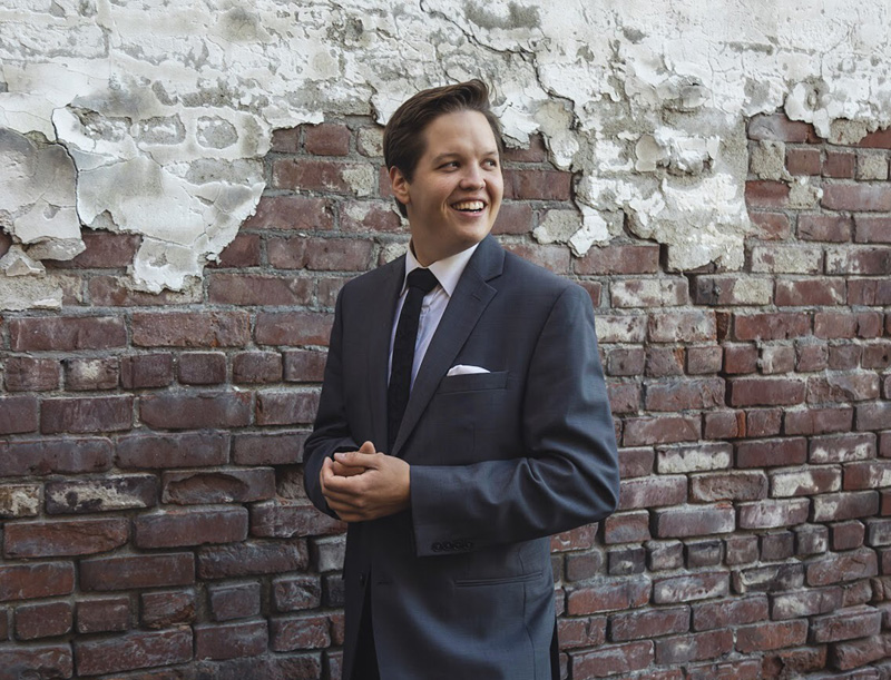 Alex Zander Vancouver Magician