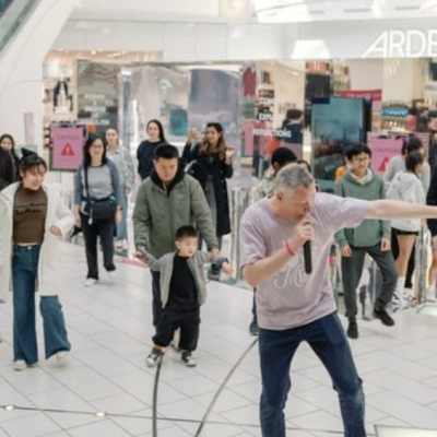 vancouver kids party dj bfad at metrotown doing dance off with the guests