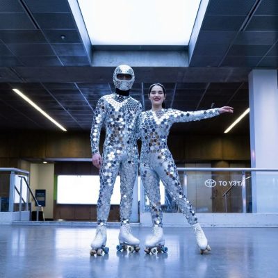 The Amazing Rollerskate Duo in Vancouver